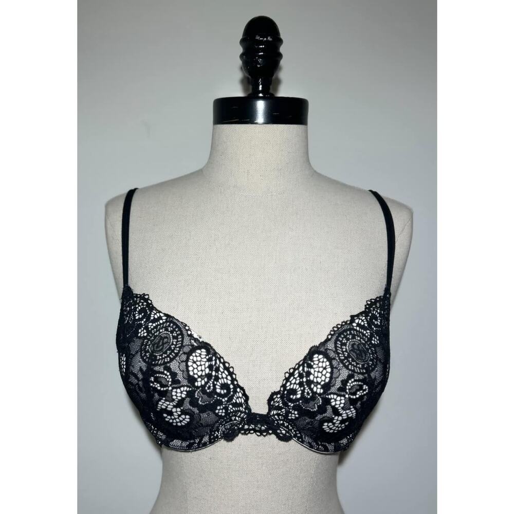 VICTORIA'S SECRET Very Sexy Push-up Black Lace Bra Underwire Womens 34C